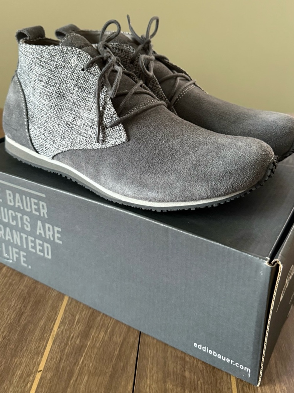 NEW Eddie Bauer Women’s Cinder Suede Transition Chukka Boots 10 NIB NWT